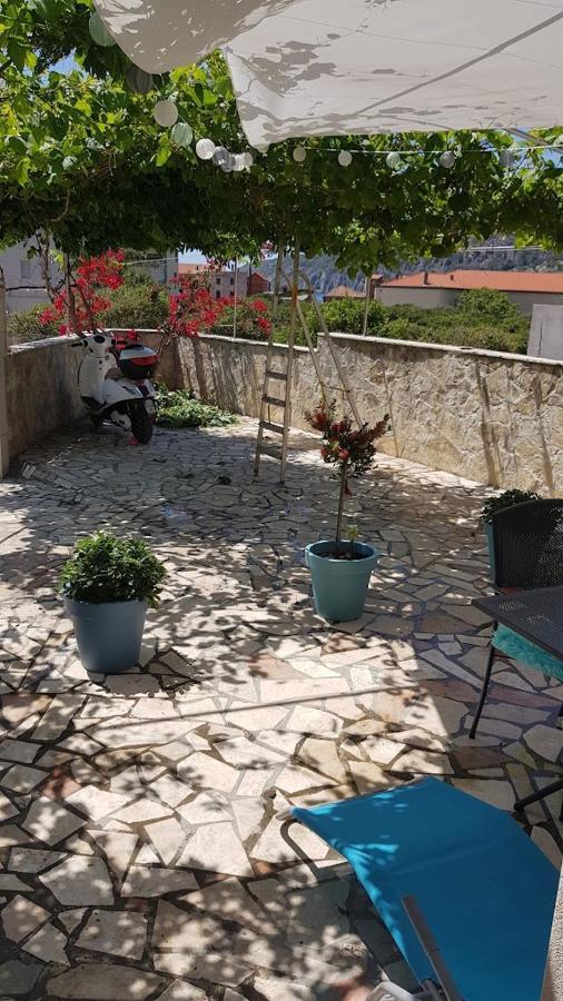 Popaj Apartment
