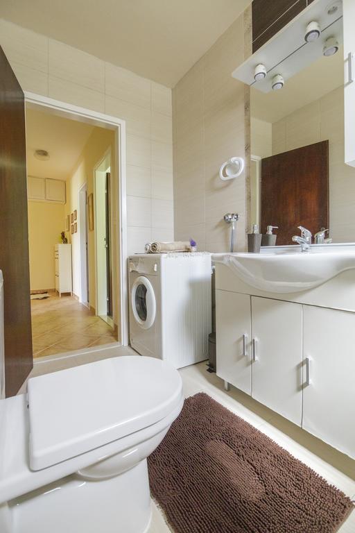 Apartment Popaj Komiza
