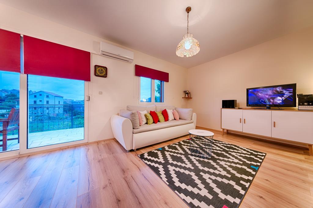Popaj Apartment Komiza